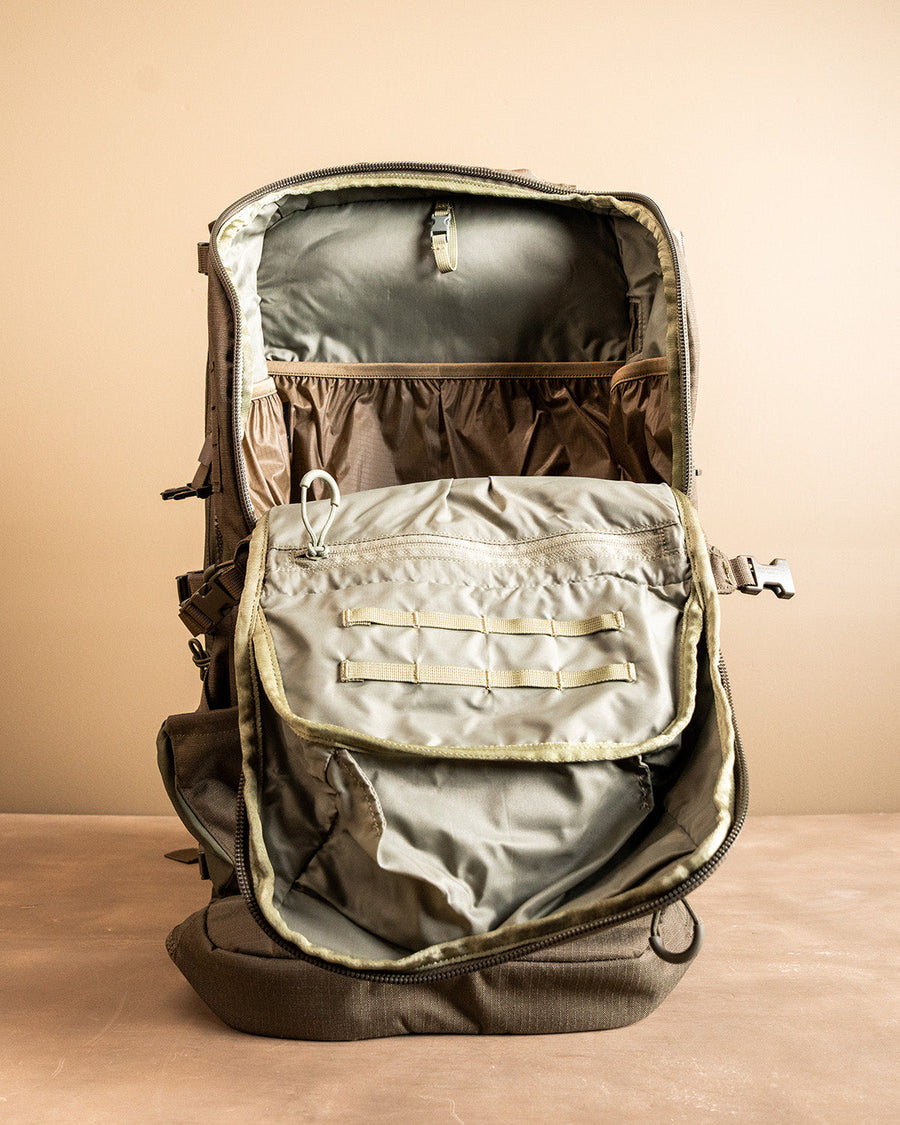 Spectre - Eberlestock lifestyle photo 13